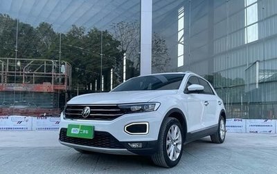 Volkswagen T-Roc I, 2022 год, 1 700 000 рублей, 1 фотография