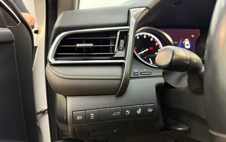 Toyota Camry, 2018 год, 2 300 000 рублей, 18 фотография