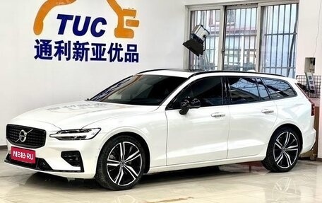 Volvo V60 II, 2025 год, 5 600 000 рублей, 1 фотография