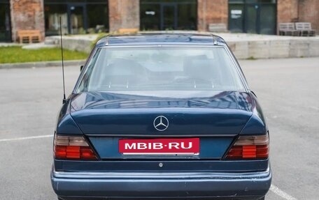 Mercedes-Benz E-Класс, 1992 год, 200 000 рублей, 5 фотография