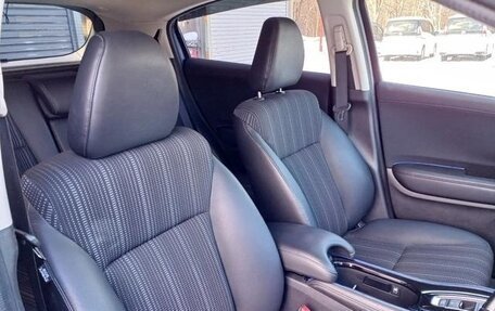 Honda Vezel, 2015 год, 1 182 000 рублей, 30 фотография