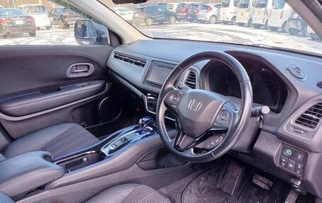 Honda Vezel, 2015 год, 1 182 000 рублей, 29 фотография