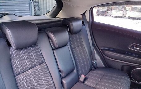 Honda Vezel, 2015 год, 1 182 000 рублей, 35 фотография