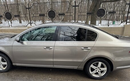 Volkswagen Passat B7, 2012 год, 1 100 000 рублей, 8 фотография