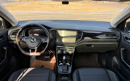 Volkswagen T-Roc I, 2022 год, 1 920 001 рублей, 9 фотография