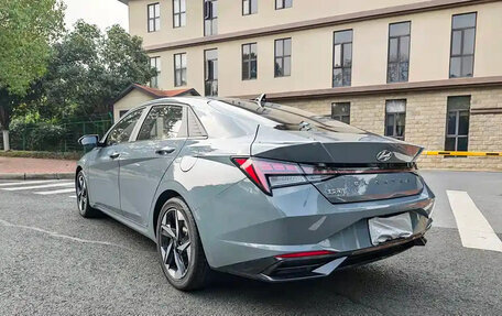 Hyundai Elantra, 2023 год, 1 370 555 рублей, 10 фотография