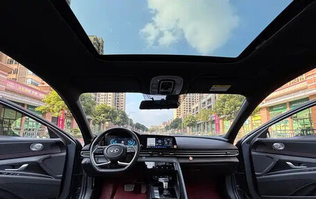 Hyundai Elantra, 2023 год, 1 300 010 рублей, 8 фотография
