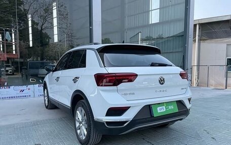 Volkswagen T-Roc I, 2022 год, 1 700 000 рублей, 4 фотография