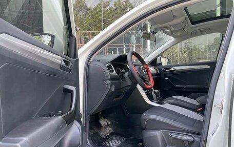 Volkswagen T-Roc I, 2022 год, 1 700 000 рублей, 7 фотография