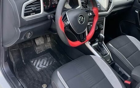 Volkswagen T-Roc I, 2022 год, 1 700 000 рублей, 8 фотография