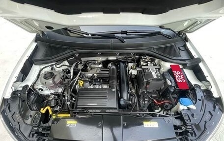 Volkswagen T-Roc I, 2022 год, 1 700 000 рублей, 17 фотография