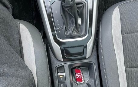 Volkswagen T-Roc I, 2022 год, 1 700 000 рублей, 15 фотография