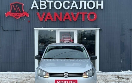 Volkswagen Polo VI (EU Market), 2013 год, 705 000 рублей, 2 фотография