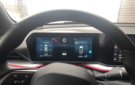 Geely Coolray I, 2024 год, 2 400 000 рублей, 8 фотография