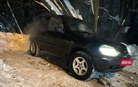 Chevrolet Niva I рестайлинг, 2003 год, 200 000 рублей, 2 фотография