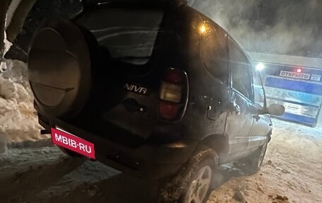 Chevrolet Niva I рестайлинг, 2003 год, 200 000 рублей, 4 фотография