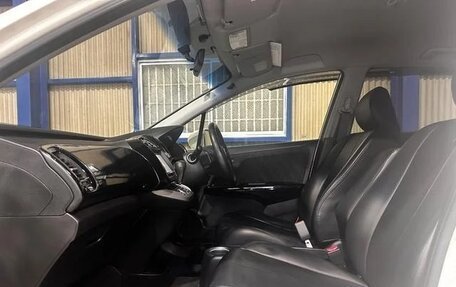 Honda Stream II, 2010 год, 983 000 рублей, 13 фотография