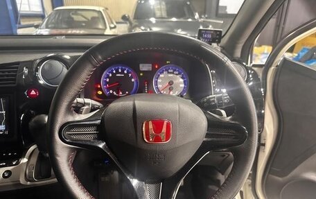 Honda Stream II, 2010 год, 983 000 рублей, 24 фотография