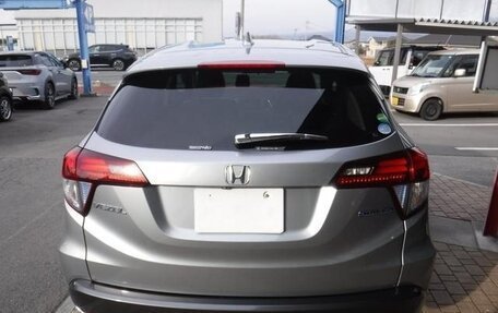 Honda Vezel, 2014 год, 1 074 000 рублей, 5 фотография