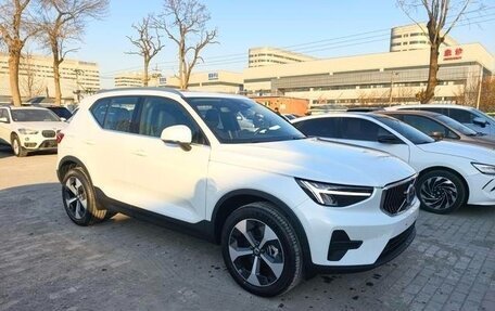 Volvo XC40 I, 2025 год, 4 400 000 рублей, 3 фотография