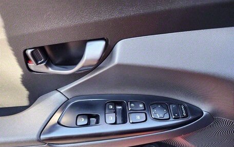 Hyundai Veloster II, 2018 год, 1 200 009 рублей, 7 фотография