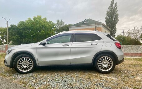 Mercedes-Benz GLA, 2017 год, 1 950 000 рублей, 7 фотография