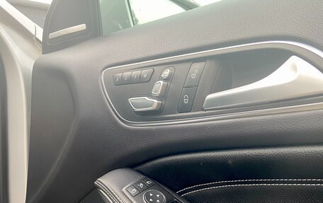 Mercedes-Benz GLA, 2017 год, 1 950 000 рублей, 15 фотография