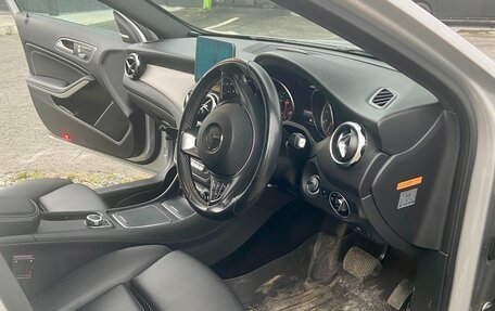 Mercedes-Benz GLA, 2017 год, 1 950 000 рублей, 34 фотография