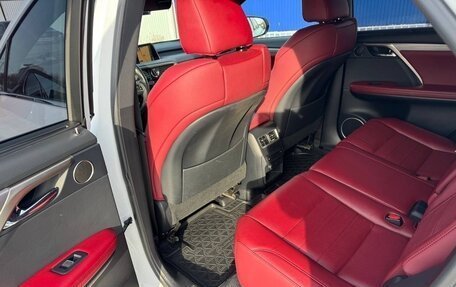 Lexus RX IV рестайлинг, 2017 год, 4 600 000 рублей, 13 фотография