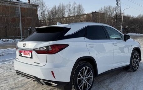 Lexus RX IV рестайлинг, 2017 год, 4 600 000 рублей, 6 фотография