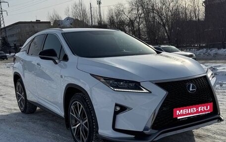 Lexus RX IV рестайлинг, 2017 год, 4 600 000 рублей, 3 фотография