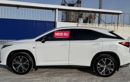 Lexus RX IV рестайлинг, 2017 год, 4 600 000 рублей, 5 фотография