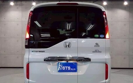 Honda Stepwgn IV, 2015 год, 1 189 000 рублей, 6 фотография