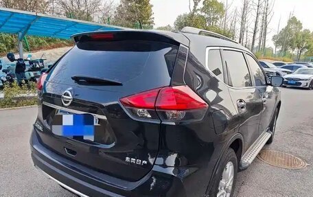 Nissan X-Trail, 2023 год, 2 450 000 рублей, 2 фотография