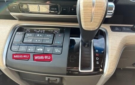 Honda Stepwgn IV, 2015 год, 1 183 000 рублей, 12 фотография