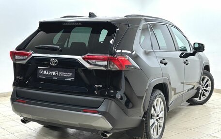 Toyota RAV4, 2021 год, 3 350 000 рублей, 4 фотография