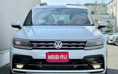 Volkswagen Tiguan II, 2017 год, 1 783 000 рублей, 4 фотография