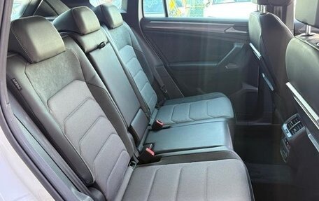 Volkswagen Tiguan II, 2017 год, 1 783 000 рублей, 30 фотография