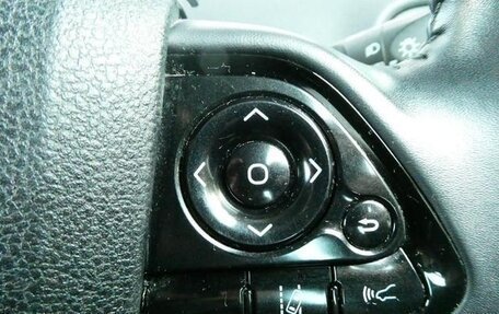 Toyota Prius IV XW50, 2020 год, 3 056 000 рублей, 9 фотография