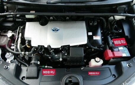 Toyota Prius IV XW50, 2020 год, 3 056 000 рублей, 16 фотография