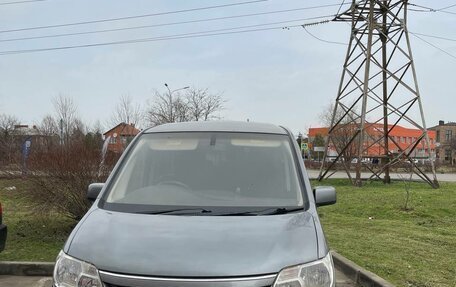 Nissan Serena IV, 2011 год, 1 400 000 рублей, 1 фотография