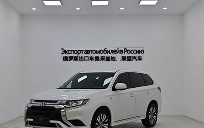 Mitsubishi Outlander III рестайлинг 3, 2022 год, 1 635 000 рублей, 1 фотография