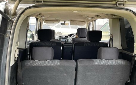 Nissan Serena IV, 2011 год, 1 400 000 рублей, 5 фотография