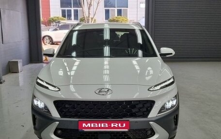 Hyundai Kona I, 2022 год, 1 335 000 рублей, 3 фотография