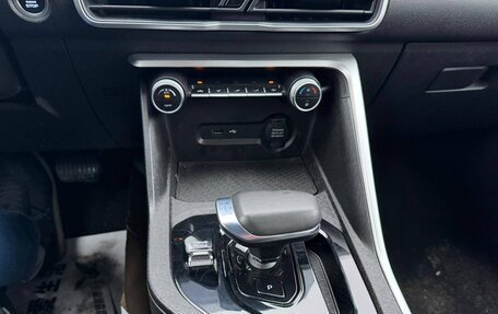 Geely Coolray I, 2022 год, 1 270 000 рублей, 9 фотография