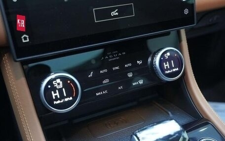 Jaguar XF II, 2024 год, 6 500 000 рублей, 13 фотография