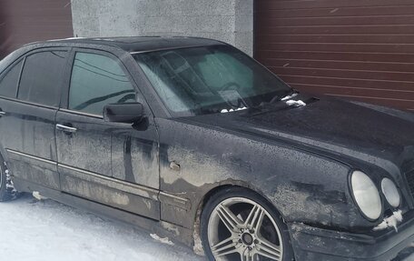 Mercedes-Benz E-Класс, 1997 год, 360 000 рублей, 4 фотография