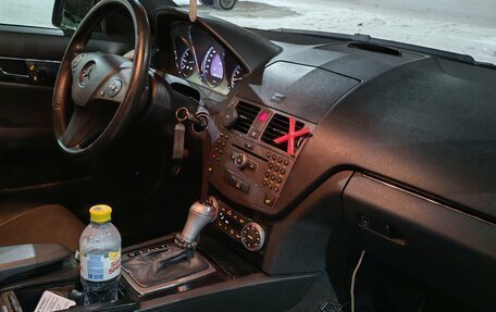 Mercedes-Benz C-Класс, 2010 год, 1 090 000 рублей, 6 фотография