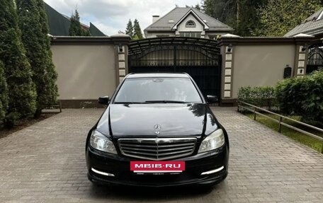 Mercedes-Benz C-Класс, 2010 год, 1 090 000 рублей, 8 фотография