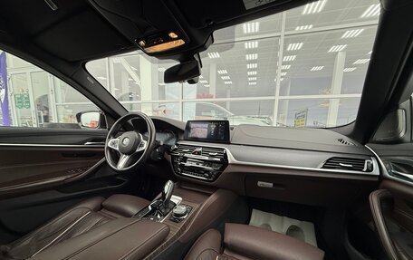 BMW 5 серия, 2019 год, 5 400 000 рублей, 30 фотография